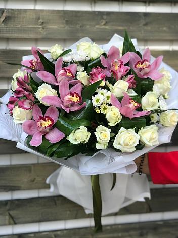 Букет цветов из: Розы и Хризантемы в Епифань