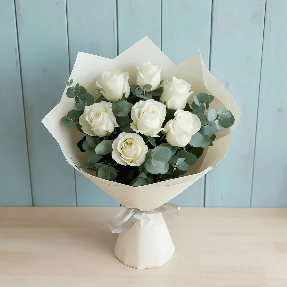 Букет Белые розы в Эвкалипте в Епифань