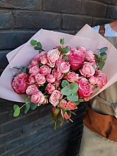 Букет розы в пальмах в Епифань Букет цветов из: Розы в Епифань